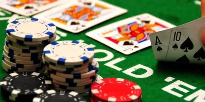 Hé lộ những cách chơi Poker chuyên nghiệp từ cao thủ
