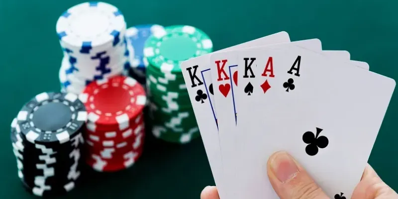 Nắm bắt luật chơi Poker từ A-Z