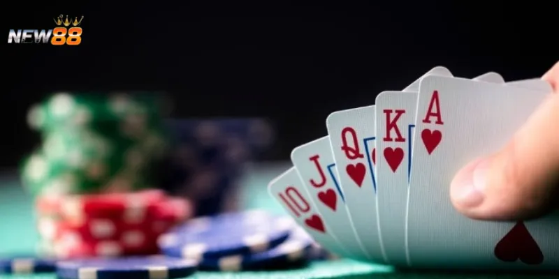 Bí quyết đánh bài Liêng từ cao thủ là gì?