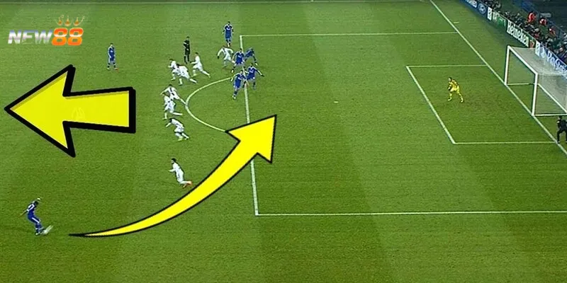 Trọng tài đóng vai trò gì trong các tình huống việt vị?